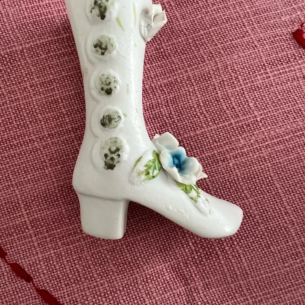 Elegant Porcelain Vintage Shoe Figurines